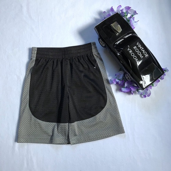 Reebok NWOT Performance Outfit For Boys 6 - Picture 4 of 6